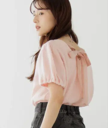 flower 리본 퍼프 탑