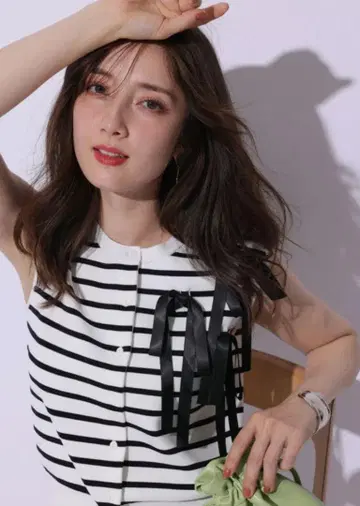 아푸와이저 리셰 프렌치 슬리브 슬리브리스 리본 풀오버 스페셜 블랙
