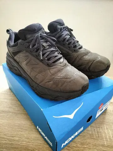 HOKA 챌린저 트레일 러닝 GORE-TEX GTX 28.5