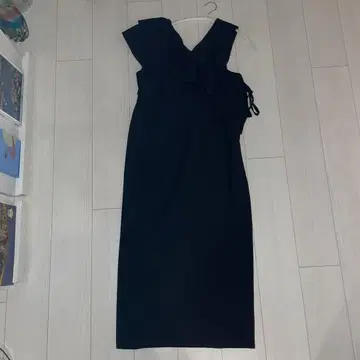 CAPRICIEUX LE MAGE 프릴 원피스