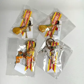 지브리 파크 메탈 키링 회전목마 4개 세트 하울