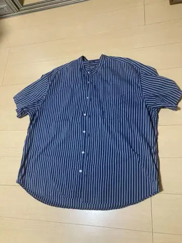 미사용 새상품급 CAP 스트라이프 반팔 셔츠 XL
