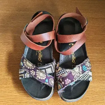 papillio 자수 및 가죽 벨트 샌들 빌켄 슈토크