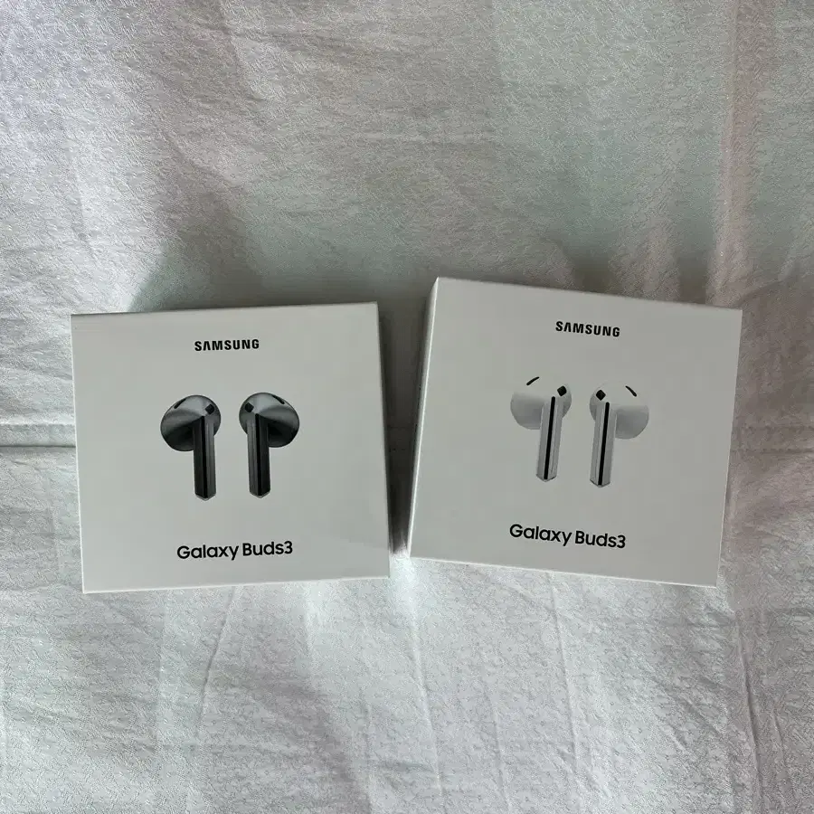 Sealed) Samsung Galaxy Buds 3 Silver, White on Bunjang