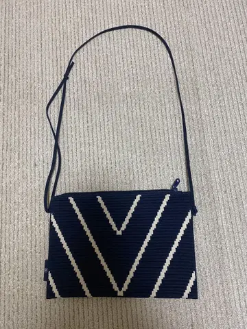 VIVAIA 이메일 백