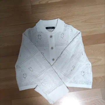 BRAHMIN 자수 화이트 가디건