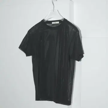 아누케 시어 튤 티셔츠