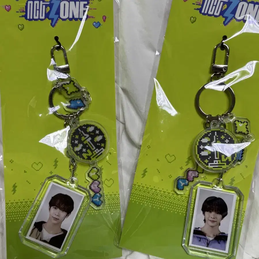 NCT ZONE ID フォトキーホルダー ポップアップ 限定 即日発送 マーク 6826d147dd1d5.jpg