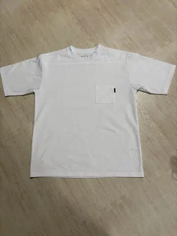 THE NORTH FACE 화이트 티셔츠 S