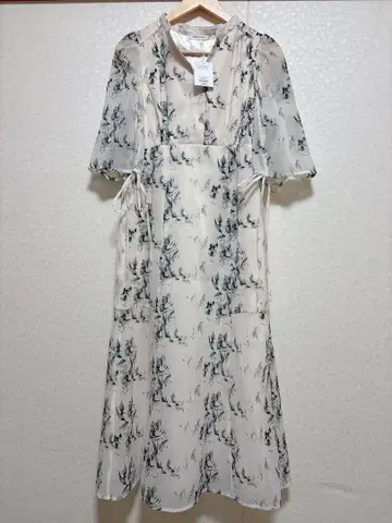 natural couture 꽃무늬 원피스 M 사이즈