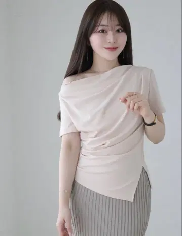 mipiarl 밑단 디자인 드레이프 티셔츠