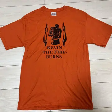 Hanes 오렌지 빈티지 티셔츠 THE FIRE BURNS 80s