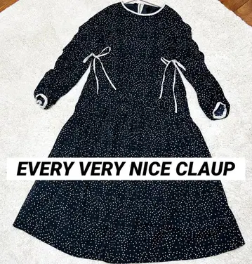 EVERY VERY NICE CLUAP 블랙 도트 긴팔 원피스