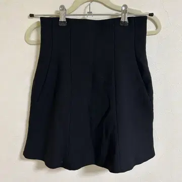 SNIDEL 블랙 플레어 스커트 S 사이즈