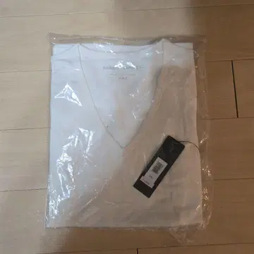 BANANA REPUBLIC 화이트 V넥 티셔츠 XXS