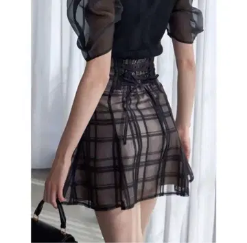 MERCURYDUO 시어 체크 백 레이스업 미니 스커트 치마바지