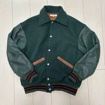 MOUSSY 다크 그린 바시티 자켓