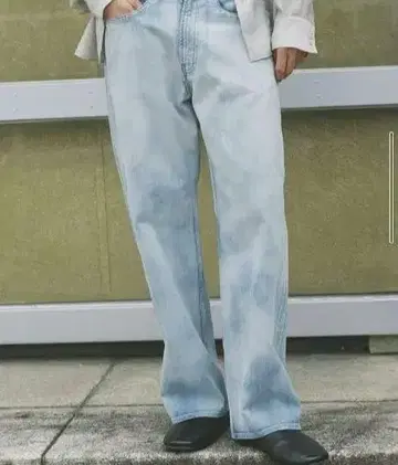 퇴색된 헤리티지 데님 팬츠