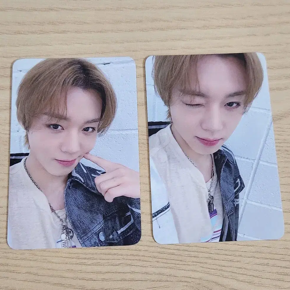 Park Jihoon Blank or Black mmt poca 2 types on Bunjang