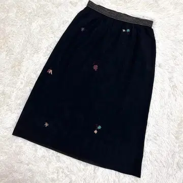 LEPORTE 타이트 스커트 [새상품급] 세로 버튼 시어 블랙 안감 부착