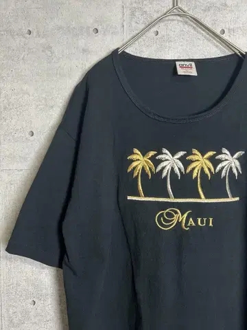 미국 구제 의류 반팔 티셔츠 자수 로고 블랙 MAUI