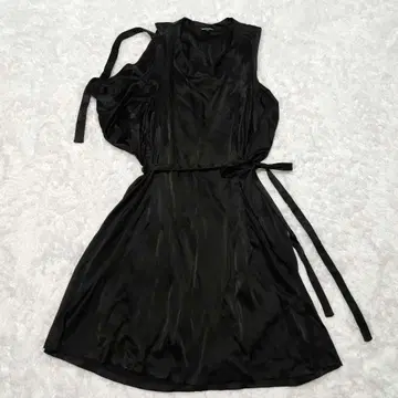 ANN DEMEULEMEESTER 실크 슬리브리스 원피스 변형