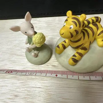 디즈니 피규어 피글렛과 티거