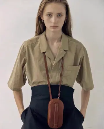 LOW CLASSIC 반팔 셔츠