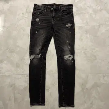 아메리칸 이글 데미지 가공 다크 그레이 스키니 청바지
