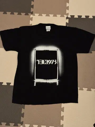 THE 1975 티셔츠 팝업 스토어 사이즈 M