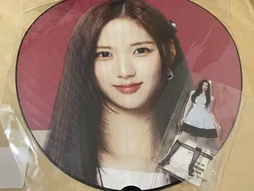tripleS 지우 부채 아크릴 스탠드 ALIVE25 도쿄 한정판