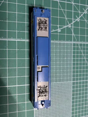 EF65 바디