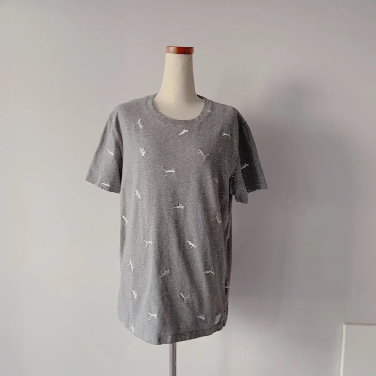 【HILLDA】 Lust Slim Tee Black Loose Fit T-shirt - Black - Men | H&M CA