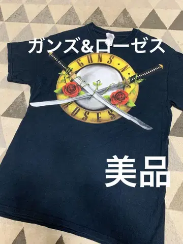Guns & Roses 티셔츠 M 사이즈 2017 투어. 새상품급.