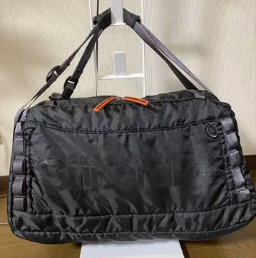 Superdry 블랙 보스턴 백