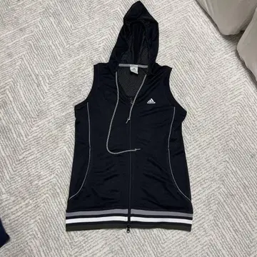 아디다스 메쉬 베스트