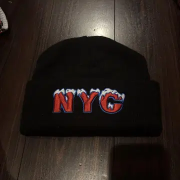 NYC 자수 블랙 니트 모자 미국제 가격 협상 가능
