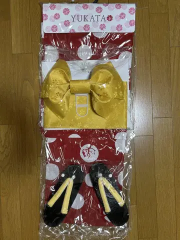 유카타, 오비, 일본 나막신 세트