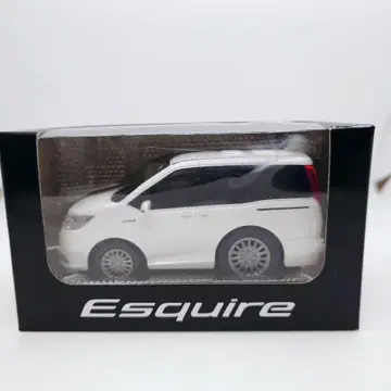풀백카 에스크아 ESQUIRE 전반기 화이트