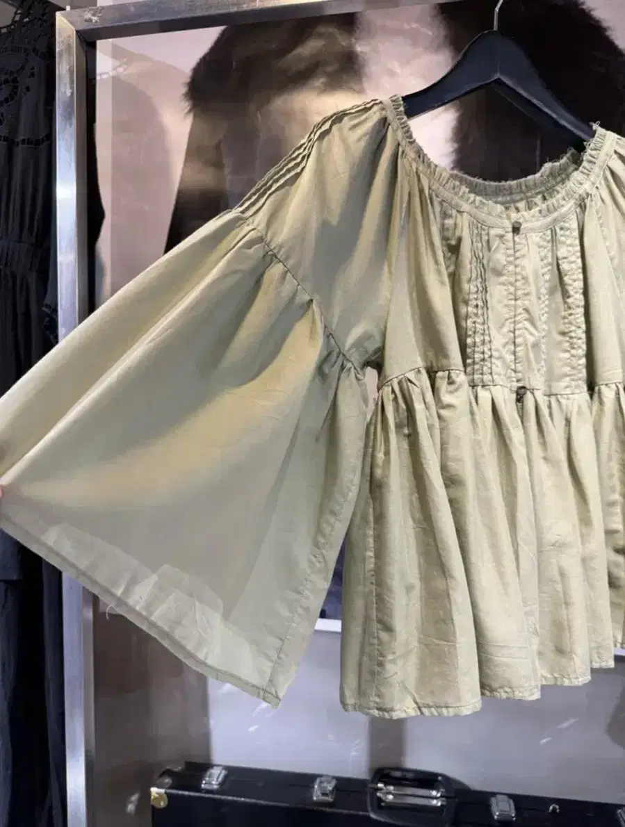 Product Details - 8