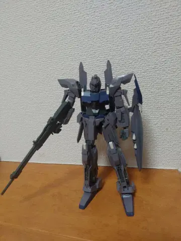 1/144 HG 델타 플러스
