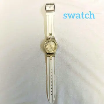 손목시계 스와치 화이트 작동 중