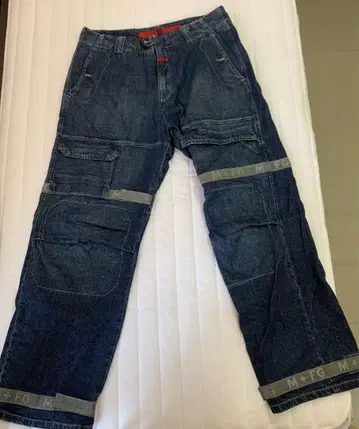 마리떼 프랑소와 저버 셔틀 팬츠