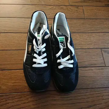 푸마 스니커즈 24.5cm 미사용 새상품