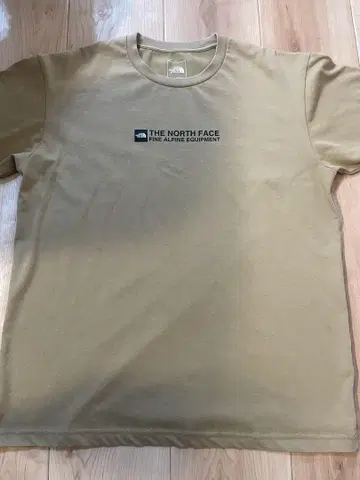 THE NORTH FACE 베이지 티셔츠 L 사이즈