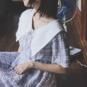 쿠티르와 레트로 빅 옷깃 체크 자카드 원피스