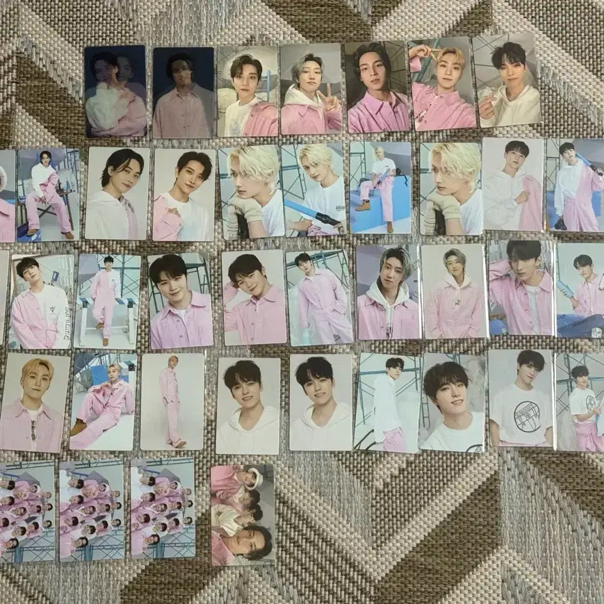 SEVENTEEN | 세븐틴 Seventeen 2024 Carat Land K-Land TC Trading