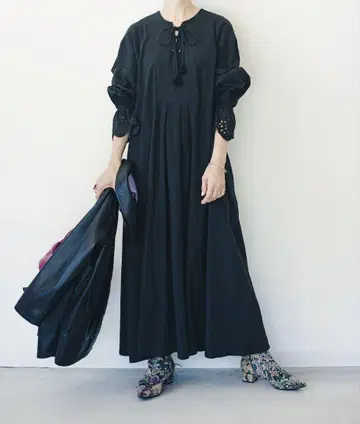메데주큐 타카야마 미야코 콜라보 레이스업 카프탄 원피스 롱