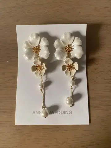 ANNAN WEDDING 플라워 모티브 귀걸이