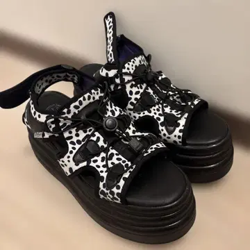 요스케 샌들 달마시안 패턴 통굽 7cm 24.5cm